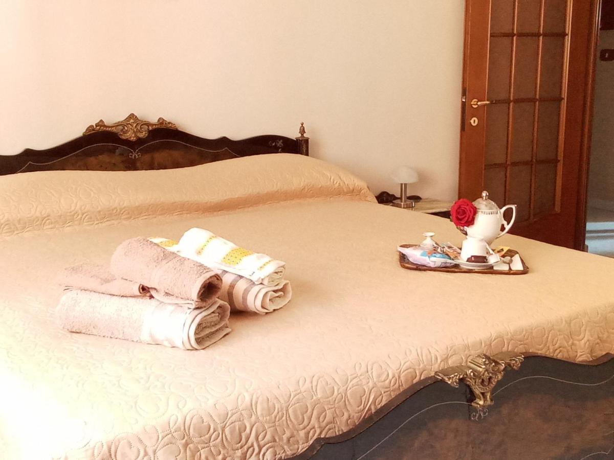B&B Casa Liliana トリノ エクステリア 写真